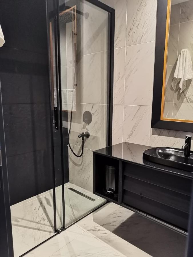Benesta Beyoglu Apartment อิสตันบูล ภายนอก รูปภาพ